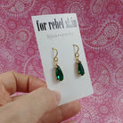 Emerald crystal dangle earrings, Pure niobium nickel free jewelry, Faceted teardrop gold earrings