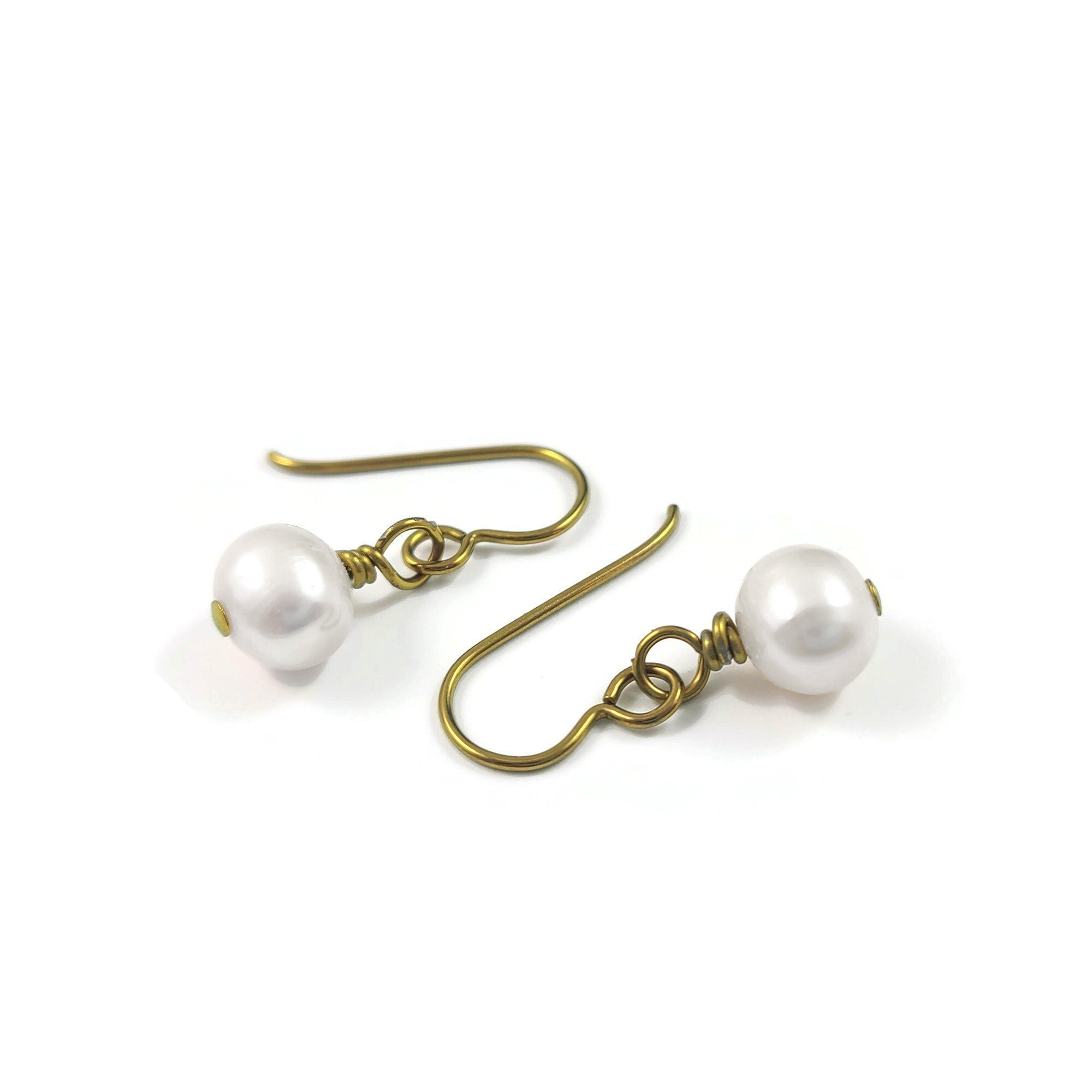 Real freshwater pearl drop earrings, Hypoallergenic pure niobium jewelry, Tarnish free gold